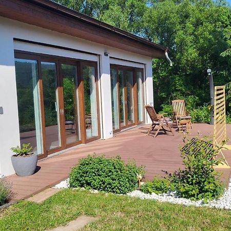 Apartman S Bazenem A Saunou Kadan Bagian luar foto