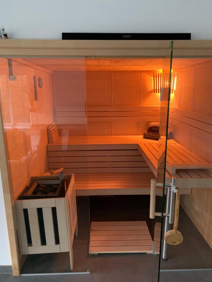 Apartman S Bazenem A Saunou Kadan Bagian luar foto
