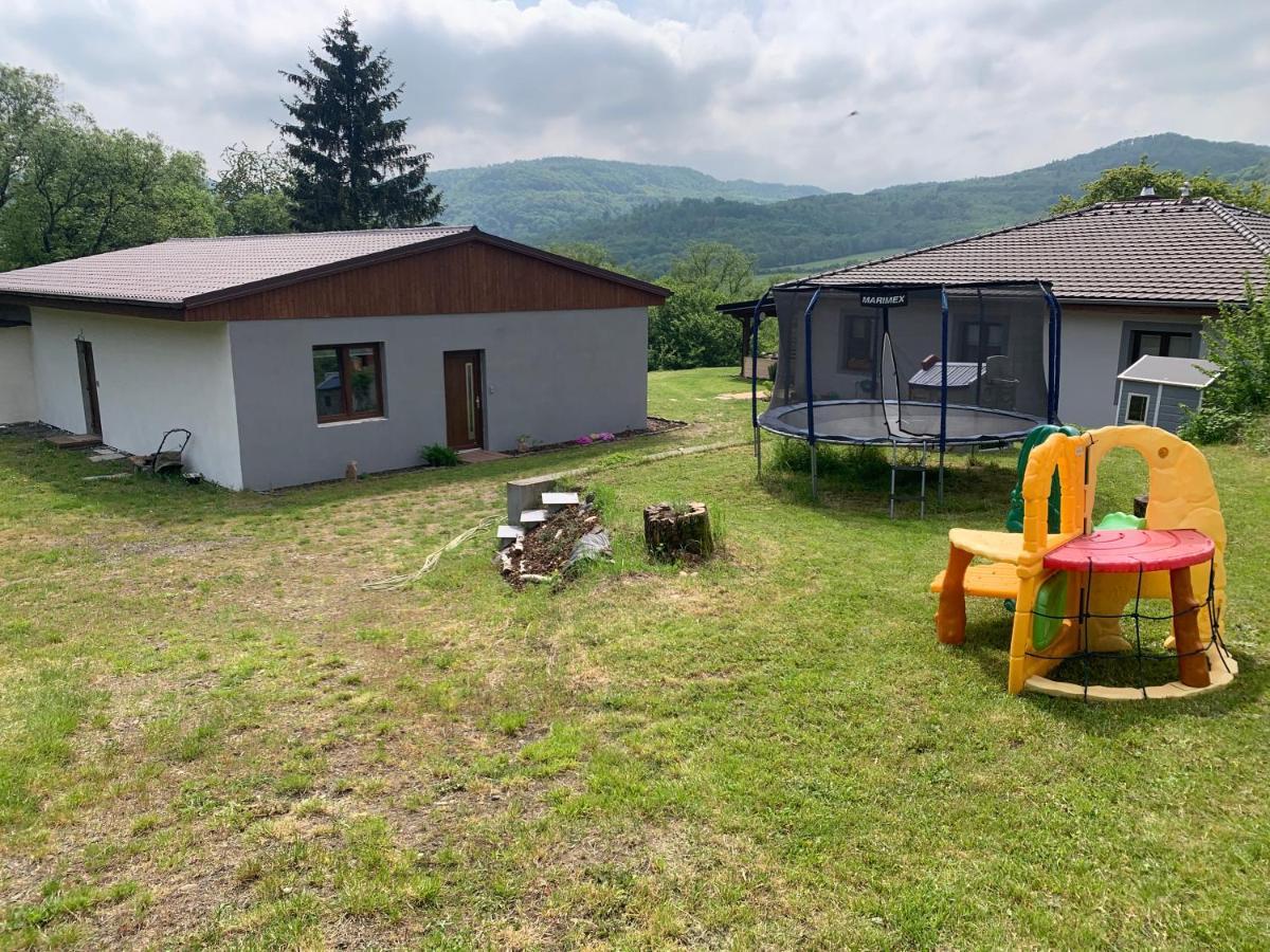 Apartman S Bazenem A Saunou Kadan Bagian luar foto