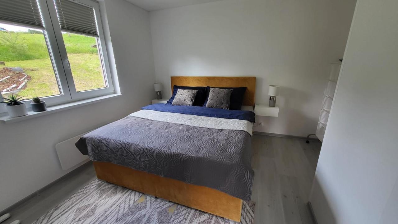 Apartman S Bazenem A Saunou Kadan Bagian luar foto