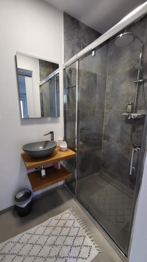 Apartman S Bazenem A Saunou Kadan Bagian luar foto